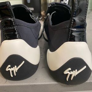 Giuseppe zanotti size 42